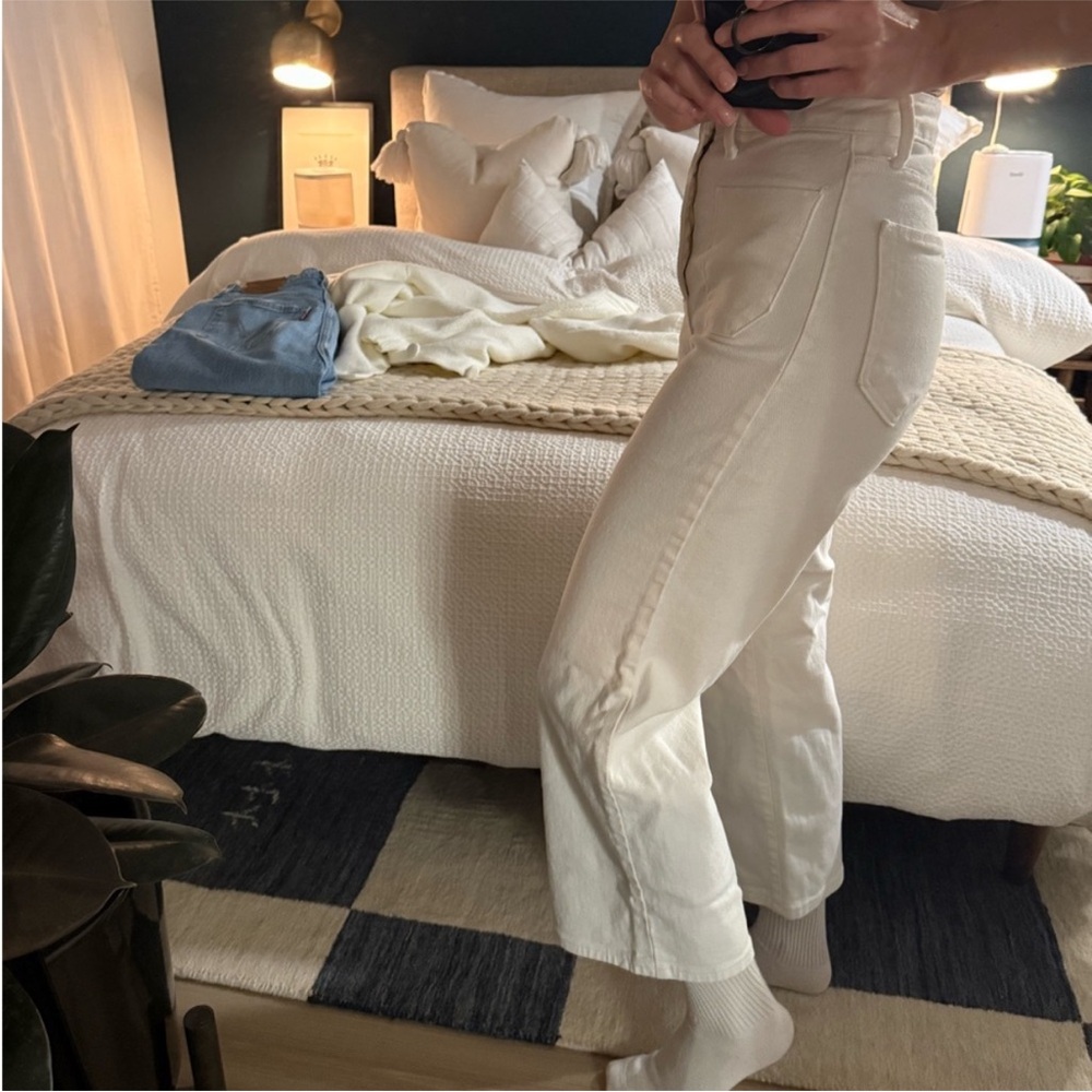 JUST BLACK DENIM: High rise, flared crop ivory denim pant, size 24 - Picture 13 of 14